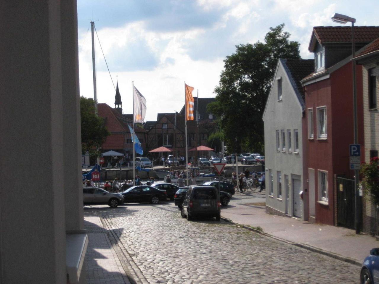 Villa Haus Am Hafen Neustadt in Holstein Exterior foto